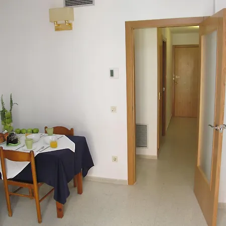 Santi 아파트 료렛 드 마르