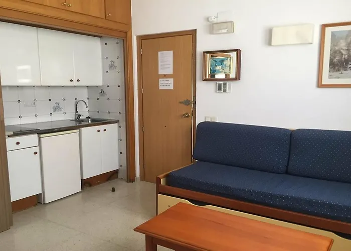 Santi يوريت دي مار